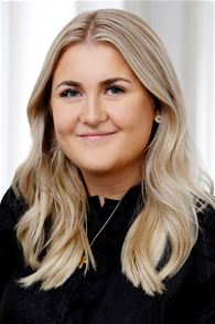 Portræt af Natasha Petersen