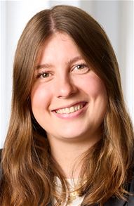 Portræt af Rikke Greve Iversen